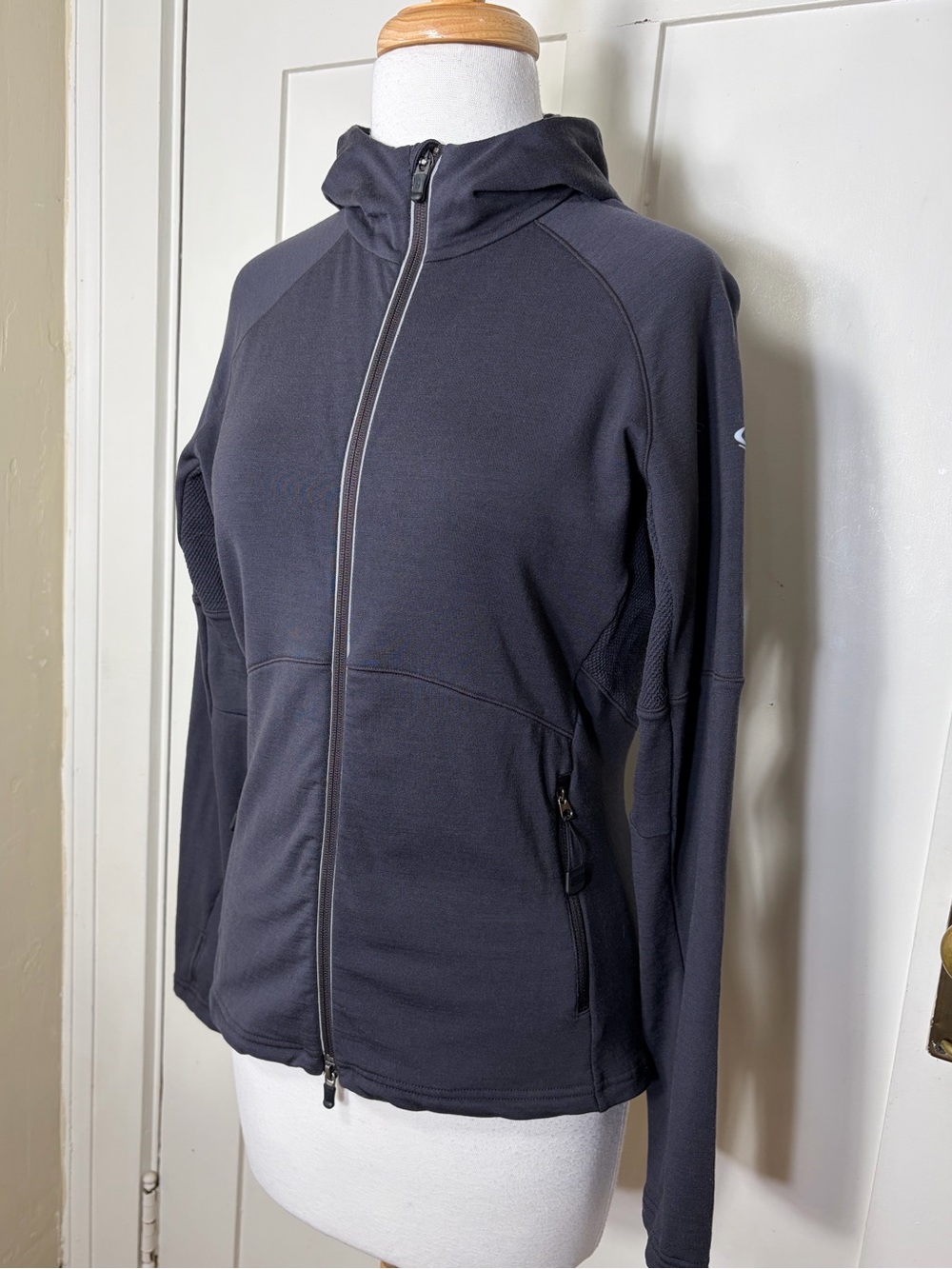 Icebreaker GT 320 Winterweight Merino Wool Blend Hooded Jacket Thumbhole S